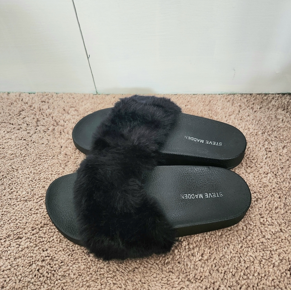 Steve Madden fur Slides